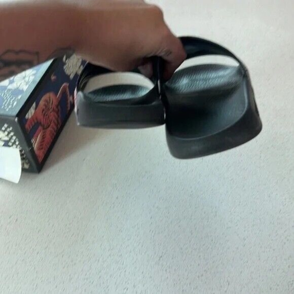 Gucci bangle tiger slides 37 - Picture 9 of 11